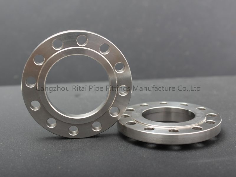 SS400 rosqueou o deslizamento da flange da tubulação na polegada levantada JIS 15K 10K Q235 da cara 3